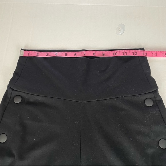 CAbi Black Cropped Pants - Picture 8 of 10